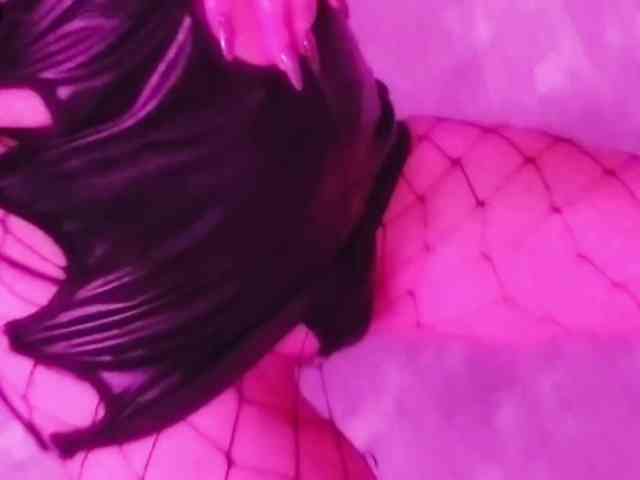 SexyKitty75-1 webcam