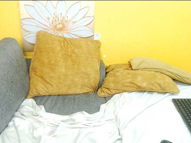 IndianNadiaX webcam