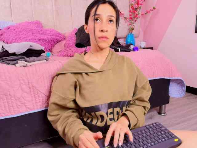 DarlingDuchess- webcam