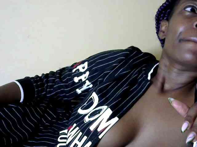 Boobsgirl webcam