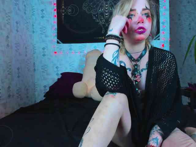 Aru-k0t0 webcam