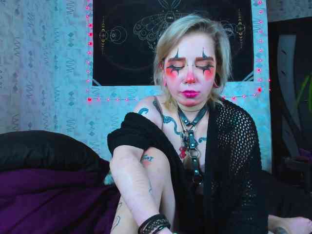 Aru-k0t0 webcam