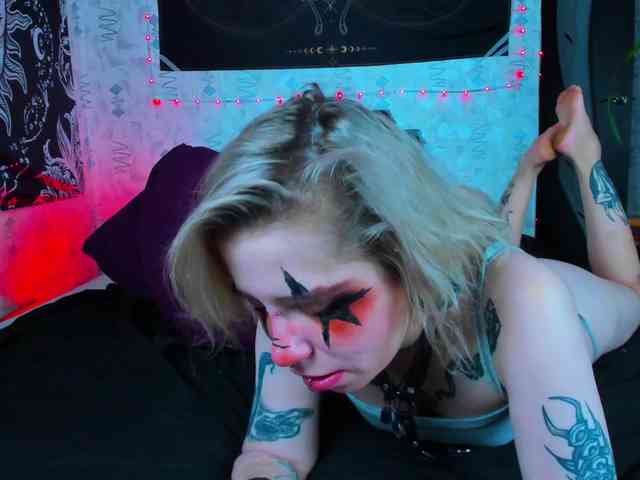 Aru-k0t0 webcam