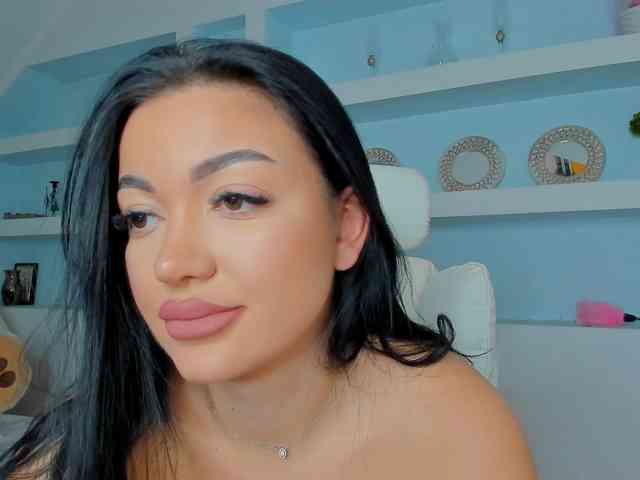 JuicyJulie webcam