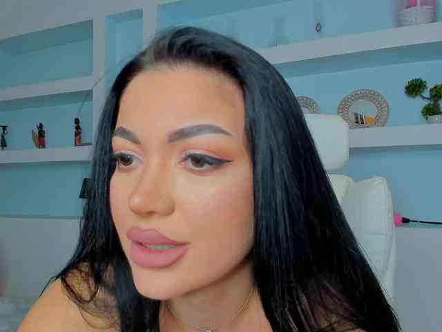 JuicyJulie webcam