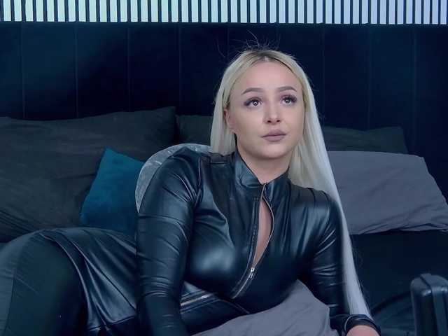 wickeddenise webcam