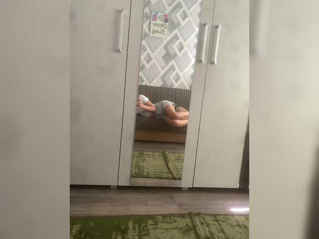 Yourchrissy webcam