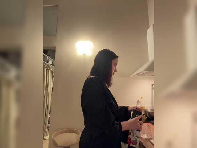 go to chat with -Your-Michelle-