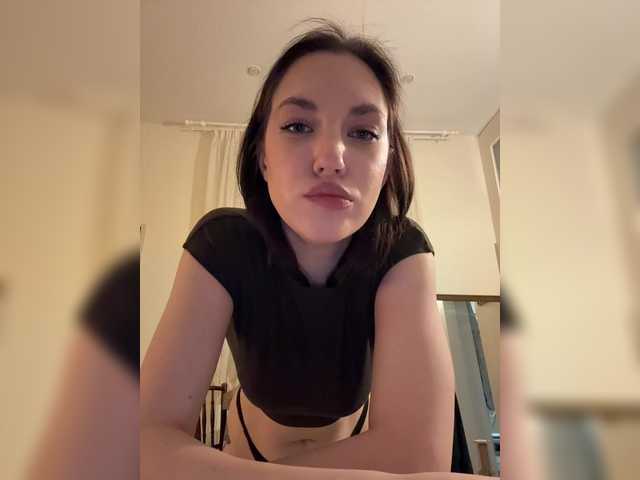 Entra en el chat con el modelo -Your-Michelle- -Your-Michelle-