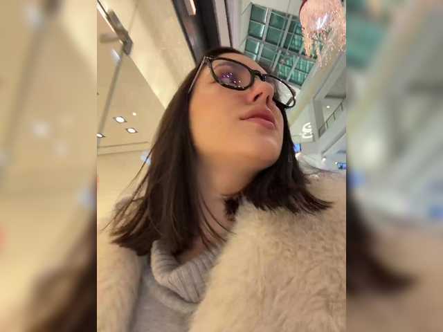 go to chat with -Your-Michelle-