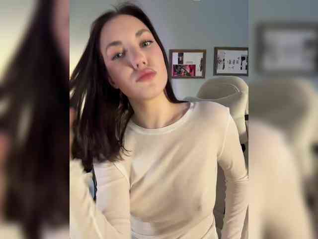 -Your-Michelle- webcam