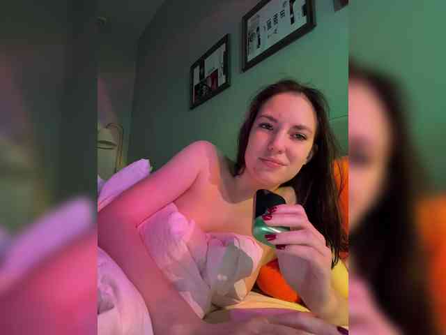 -Your-Michelle- webcam