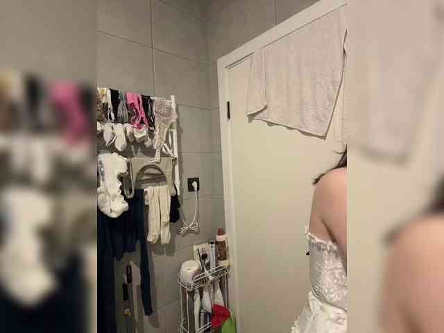 -Your-Michelle- webcam