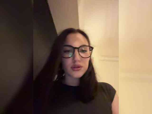 -Your-Michelle- webcam