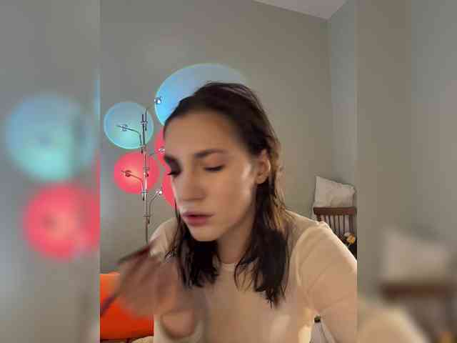 -Your-Michelle- webcam