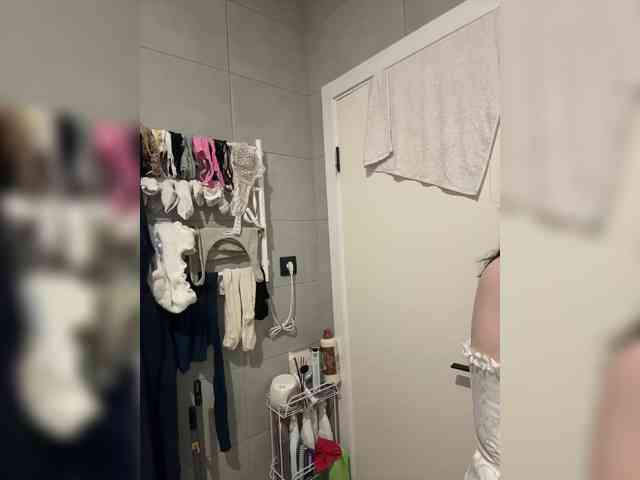 -Your-Michelle- webcam