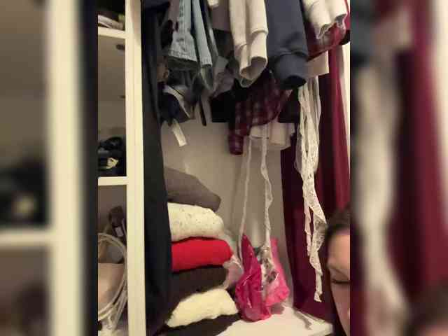 -Your-Michelle- webcam