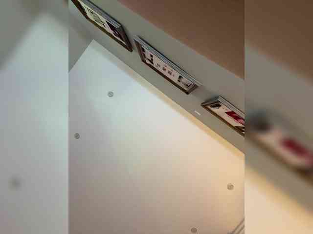 -Your-Michelle- webcam