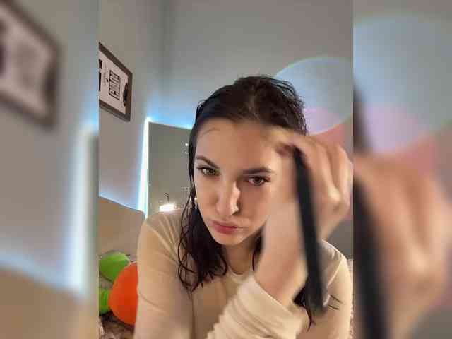 -Your-Michelle- webcam