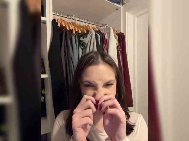 -Your-Michelle- webcam