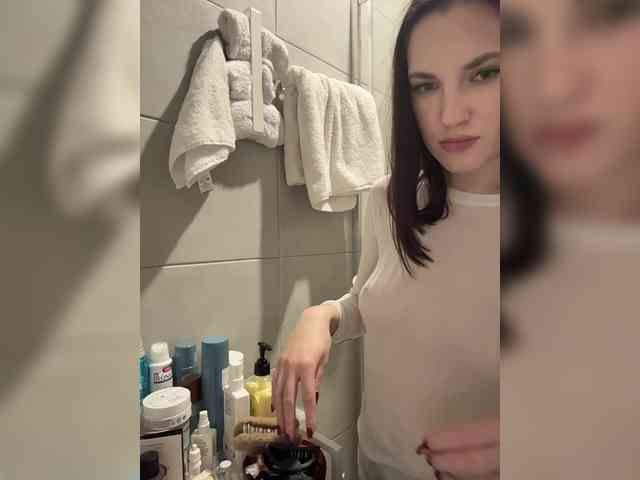 -Your-Michelle- webcam