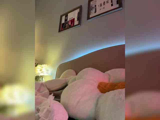 -Your-Michelle- webcam