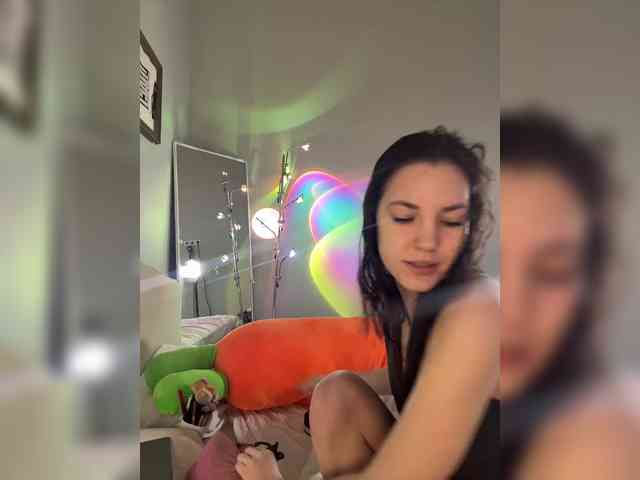 -Your-Michelle- webcam