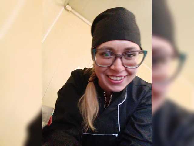 Elegant00Girl webcam