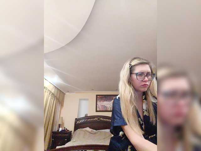 Elegant00Girl webcam