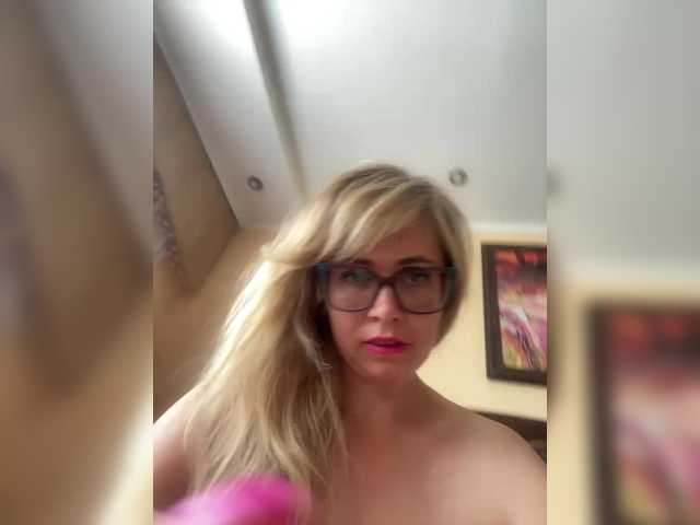 Crystal00Girl webcam