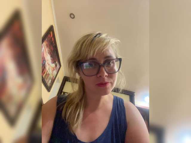 Elegant00Girl webcam