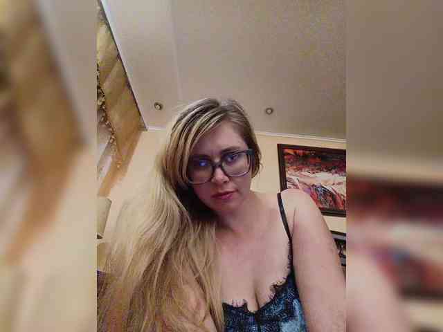 Elegant00Girl webcam