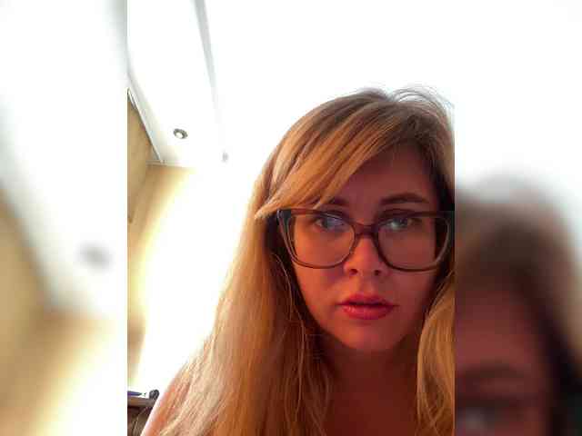 Elegant00Girl webcam