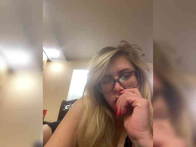 Elegant00Girl webcam