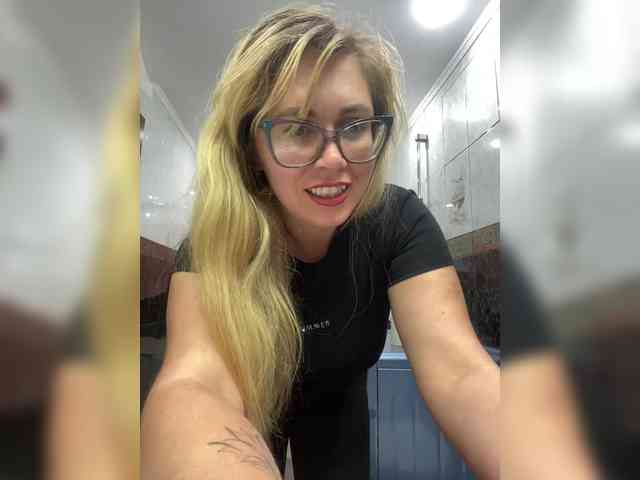 Elegant00Girl webcam