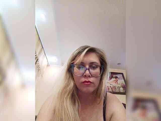 Elegant00Girl webcam