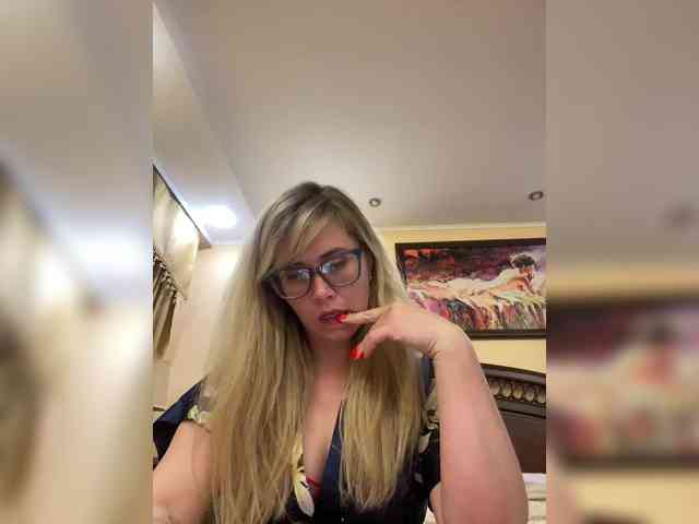 Elegant00Girl webcam