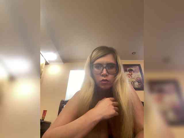 Elegant00Girl webcam