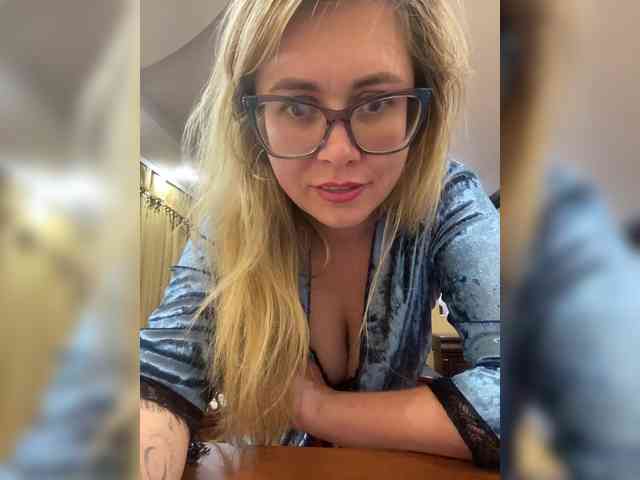 Elegant00Girl webcam