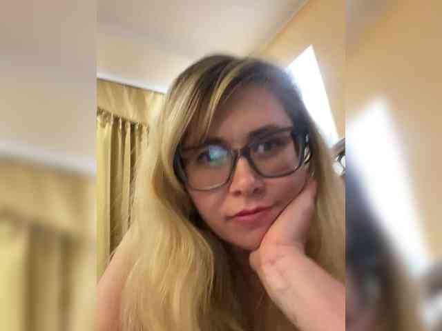 Elegant00Girl webcam
