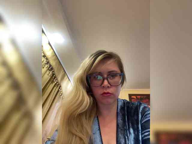 Elegant00Girl webcam