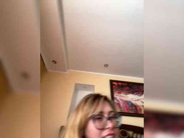 Elegant00Girl webcam