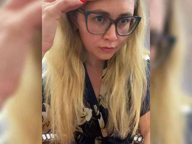 Elegant00Girl webcam