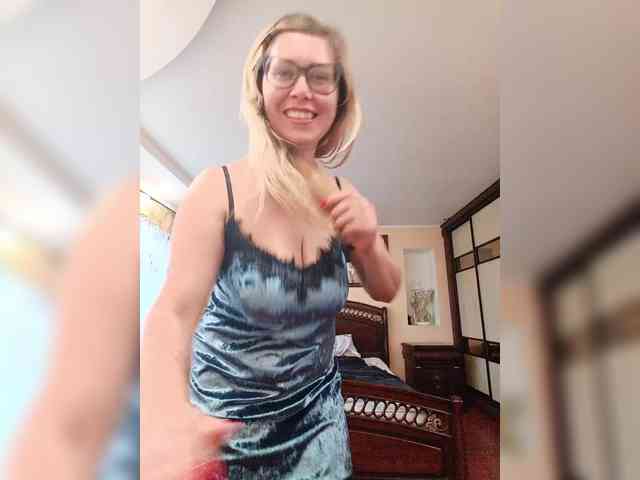 Elegant00Girl webcam