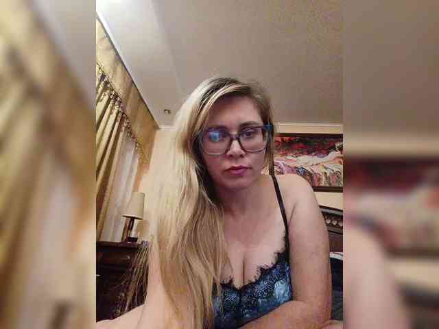 Elegant00Girl webcam