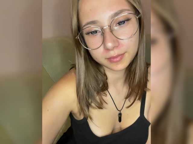 Vasha_Milasha webcam