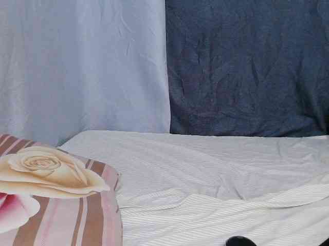 sweet-bunny-sweet webcam