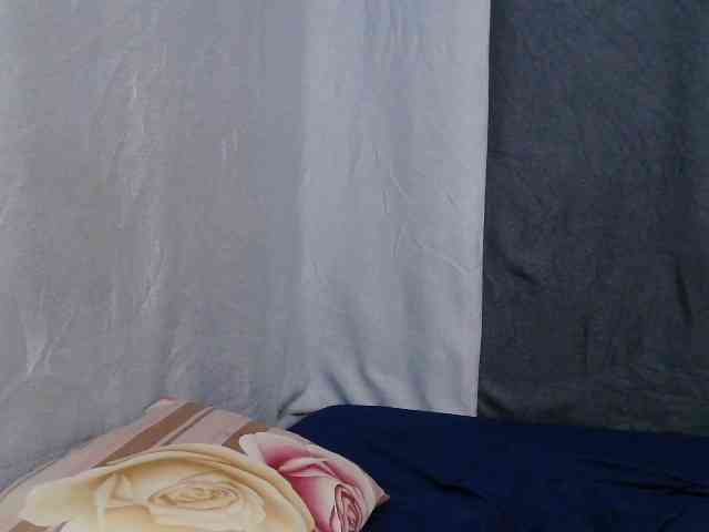 sweet-bunny-sweet webcam