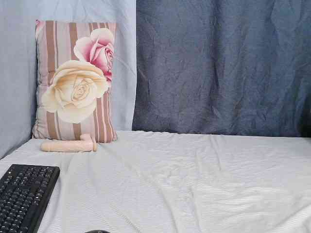 sweet-bunny-sweet webcam