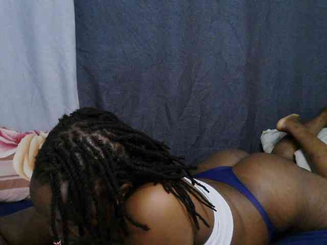 sweet-bunny-sweet webcam